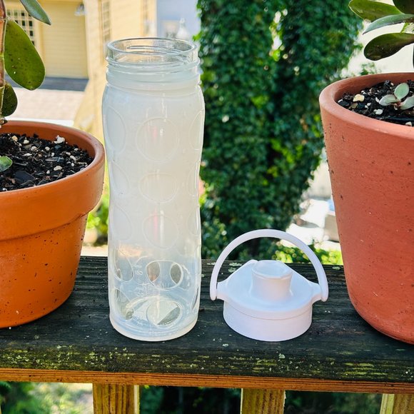 Lifefactory 16oz Classic Flip Top Cap Bottle, Ombre Collection - Picture 8 of 11